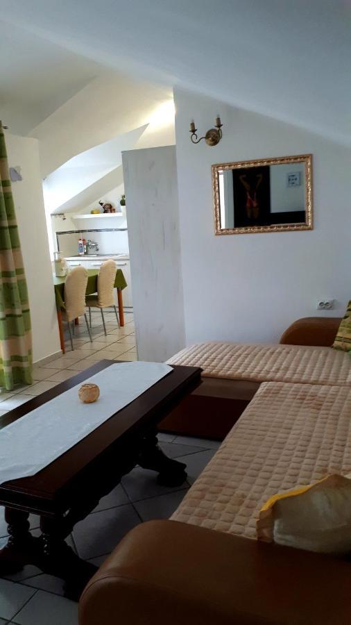 Apartmani Kalinic Bijela Δωμάτιο φωτογραφία