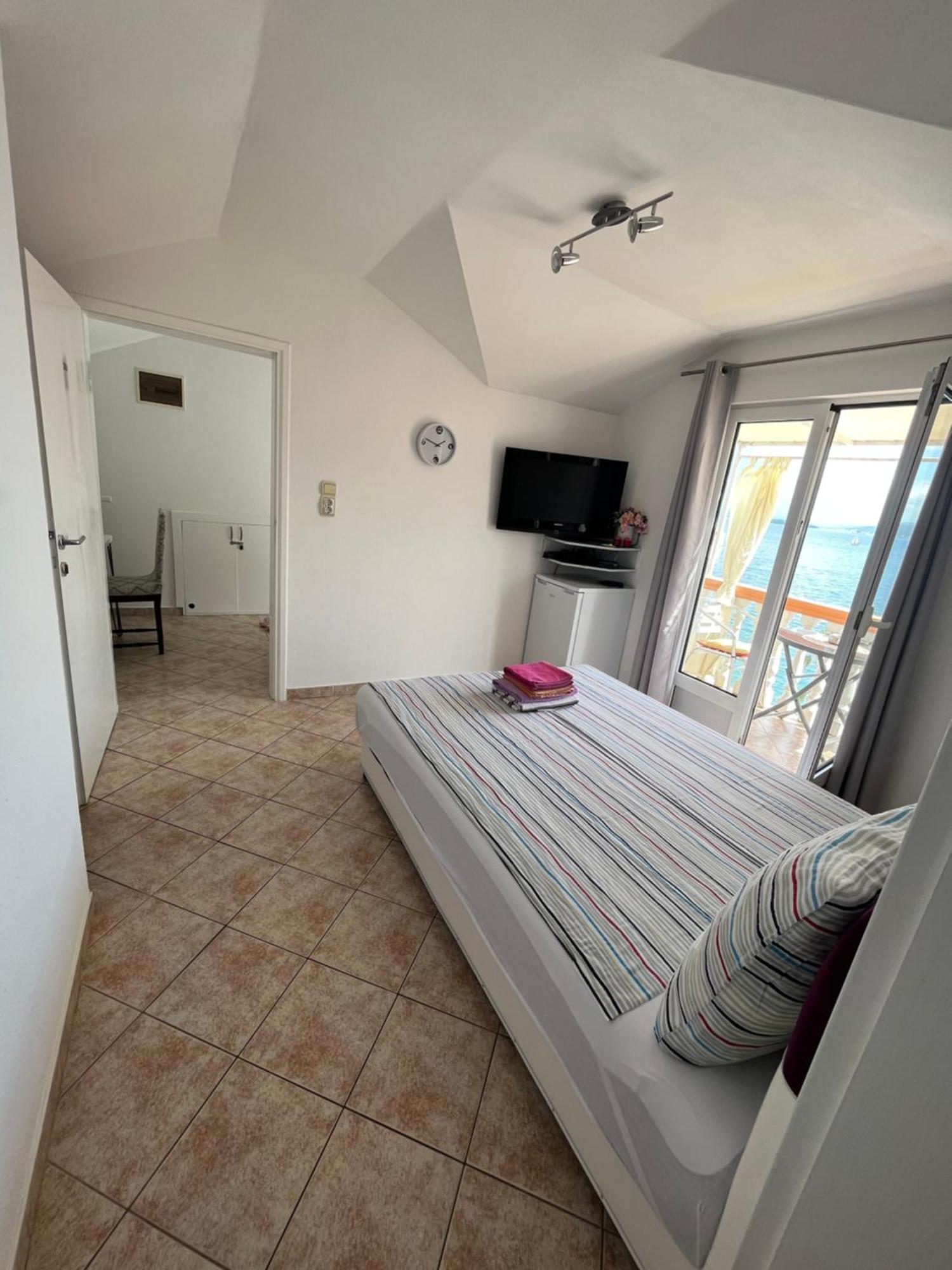 Apartmani Kalinic Bijela Εξωτερικό φωτογραφία