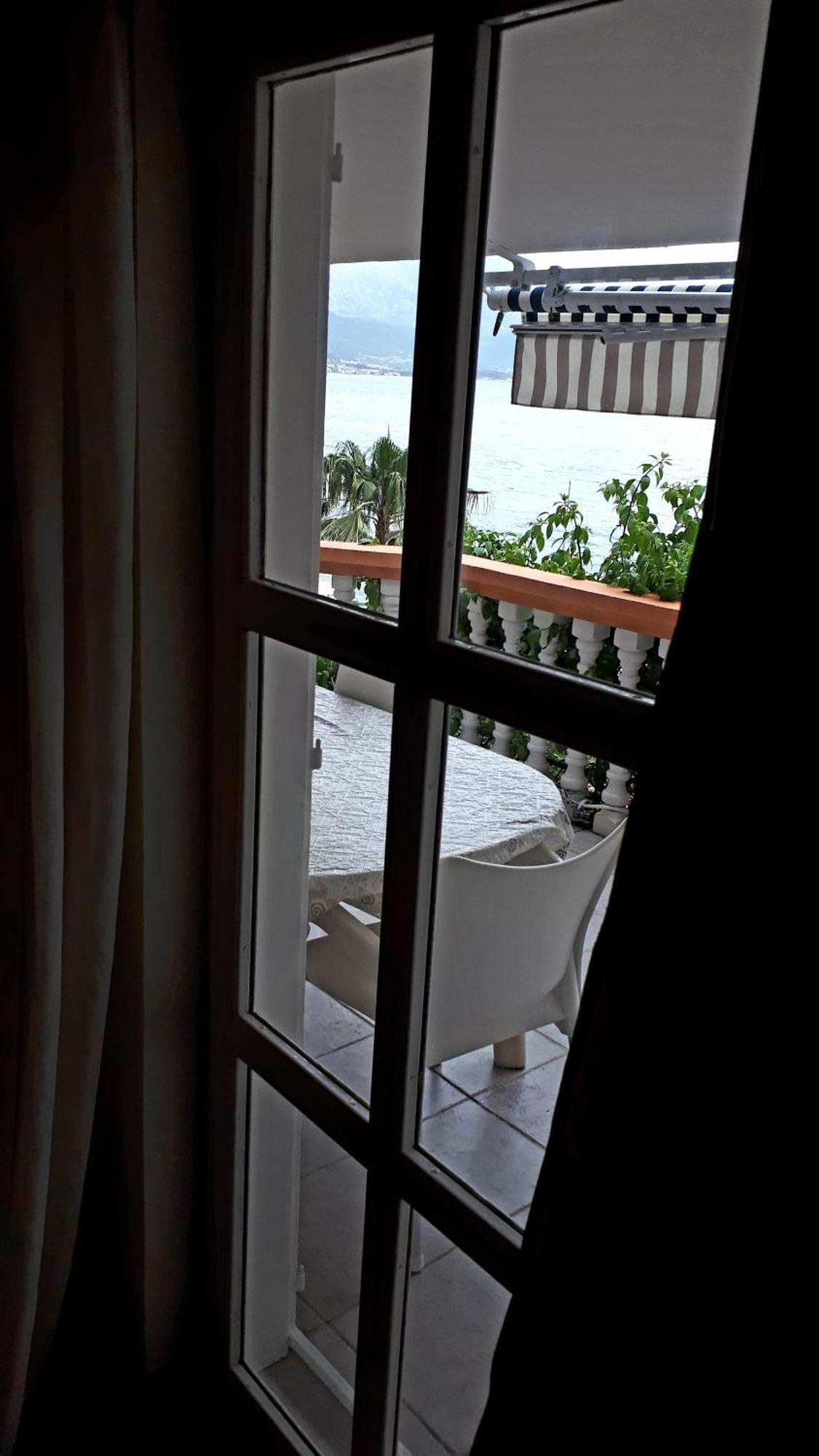 Apartmani Kalinic Bijela Δωμάτιο φωτογραφία