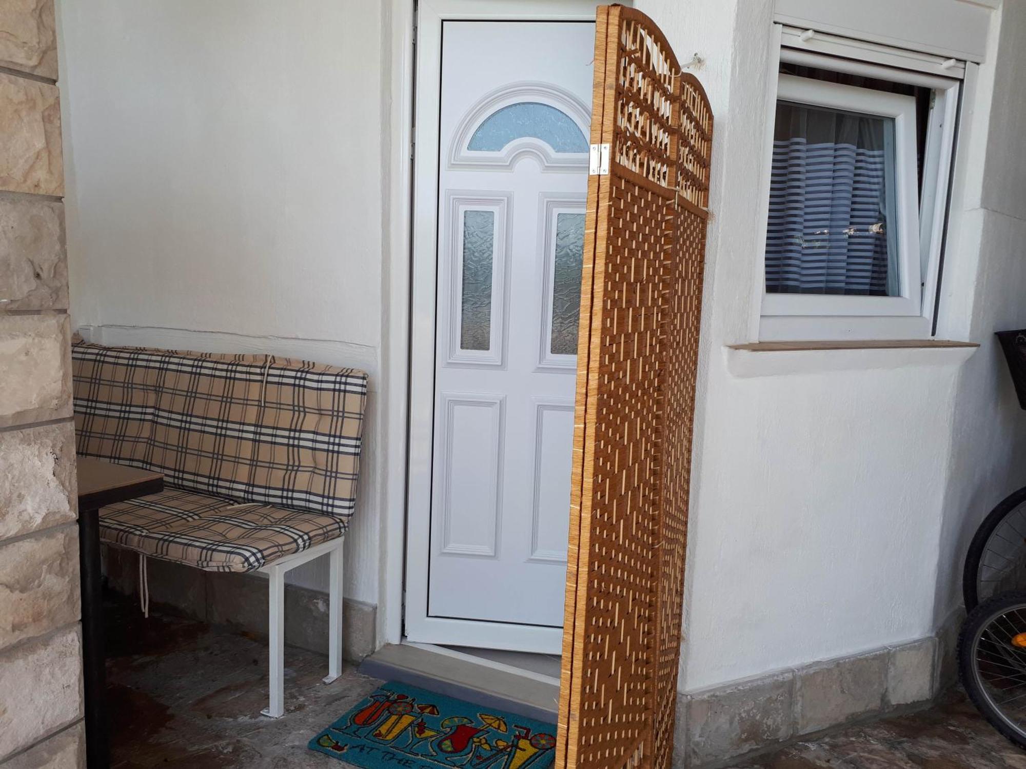 Apartmani Kalinic Bijela Εξωτερικό φωτογραφία