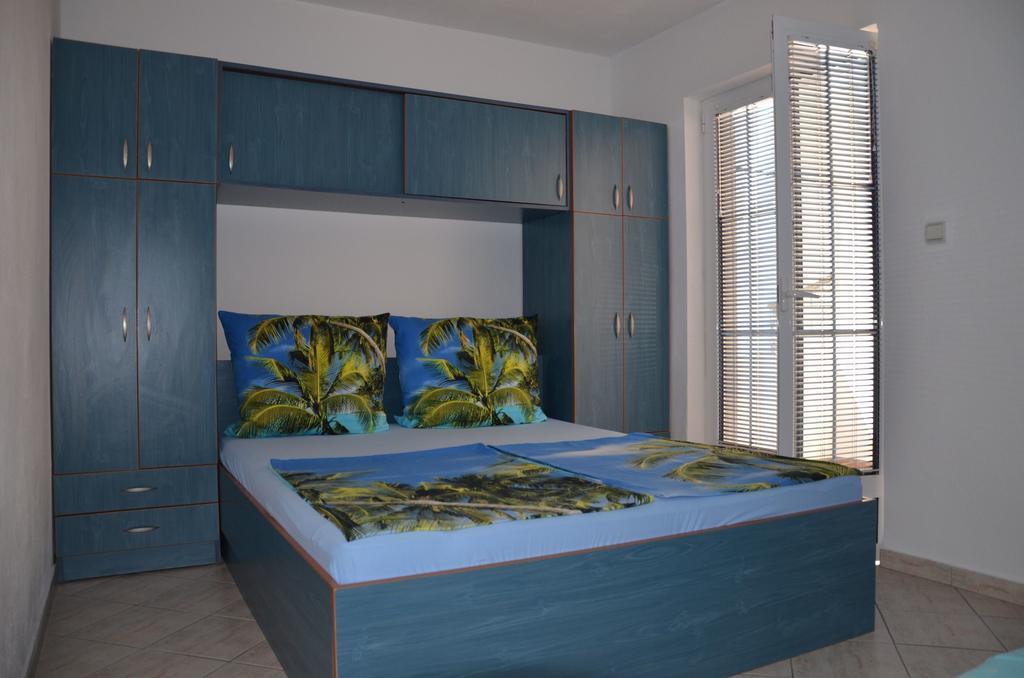 Apartmani Kalinic Bijela Εξωτερικό φωτογραφία
