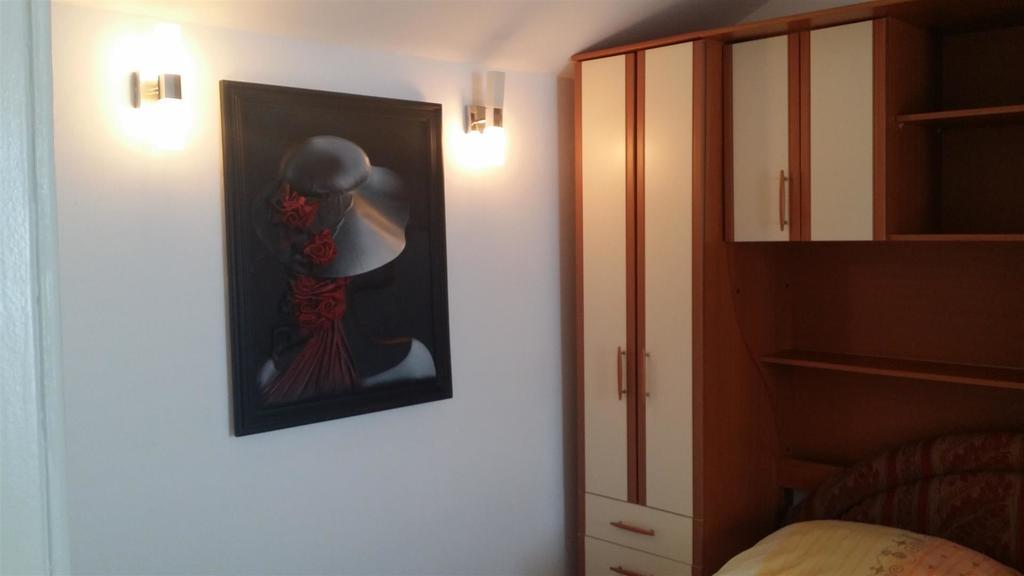 Apartmani Kalinic Bijela Εξωτερικό φωτογραφία