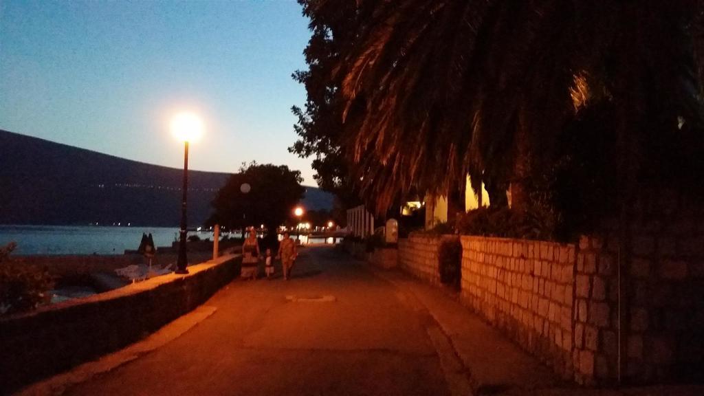 Apartmani Kalinic Bijela Εξωτερικό φωτογραφία